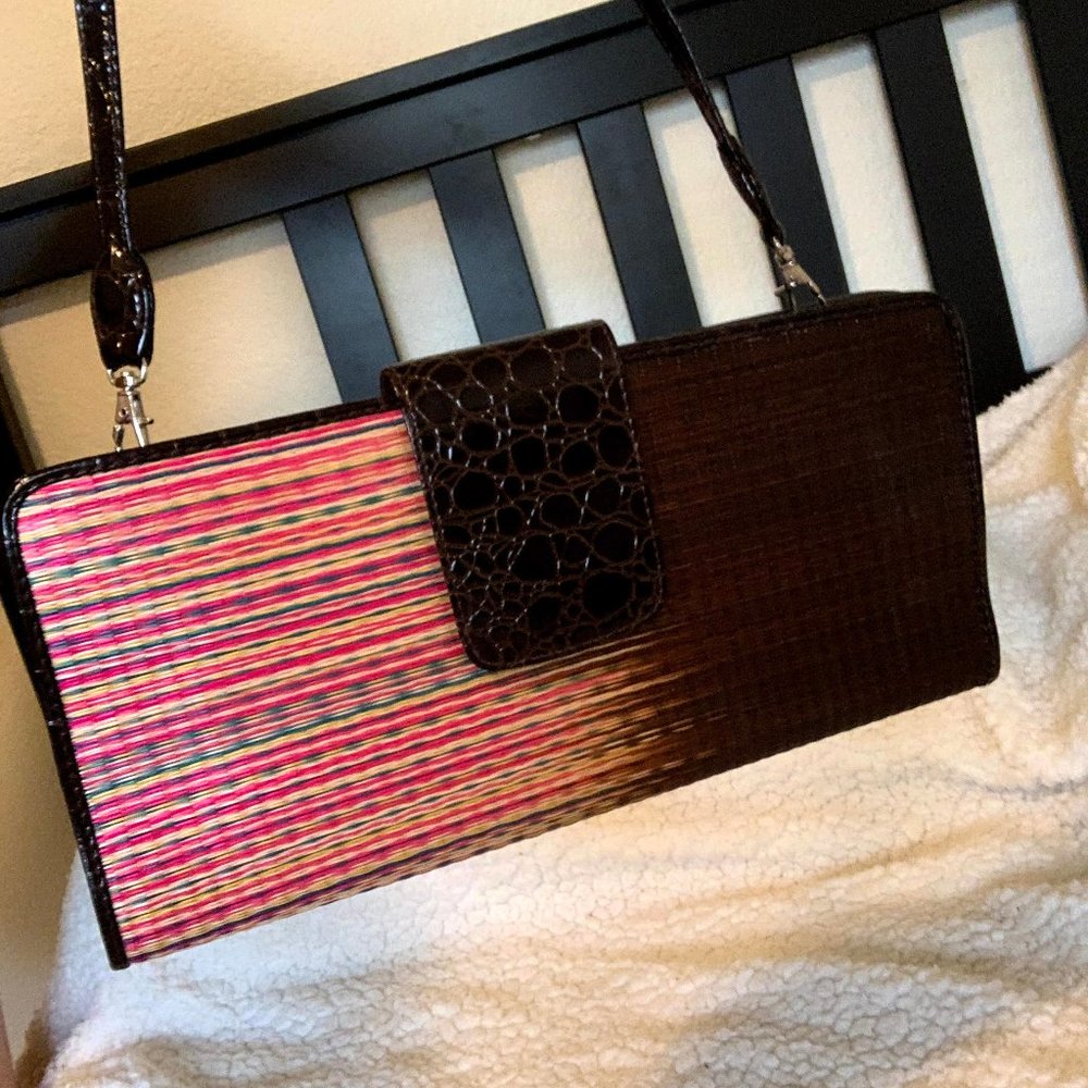 Lo Sac Handmade Philippine Clutch/ Shoulder Bag